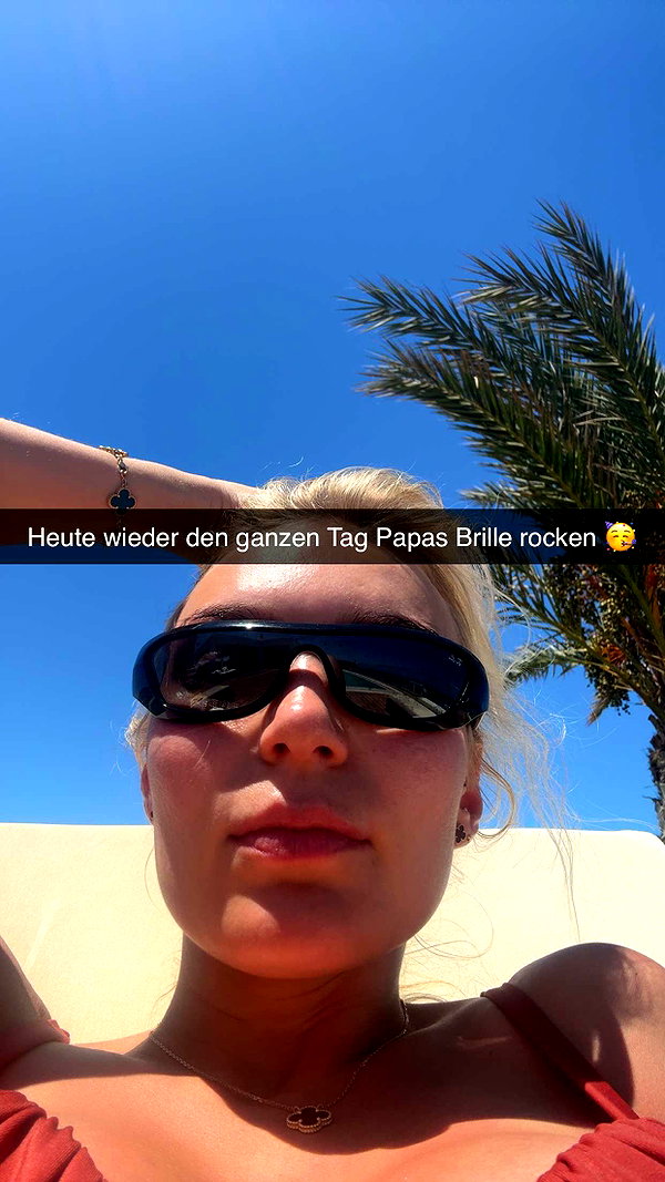 alexissshv snapchat image archive image