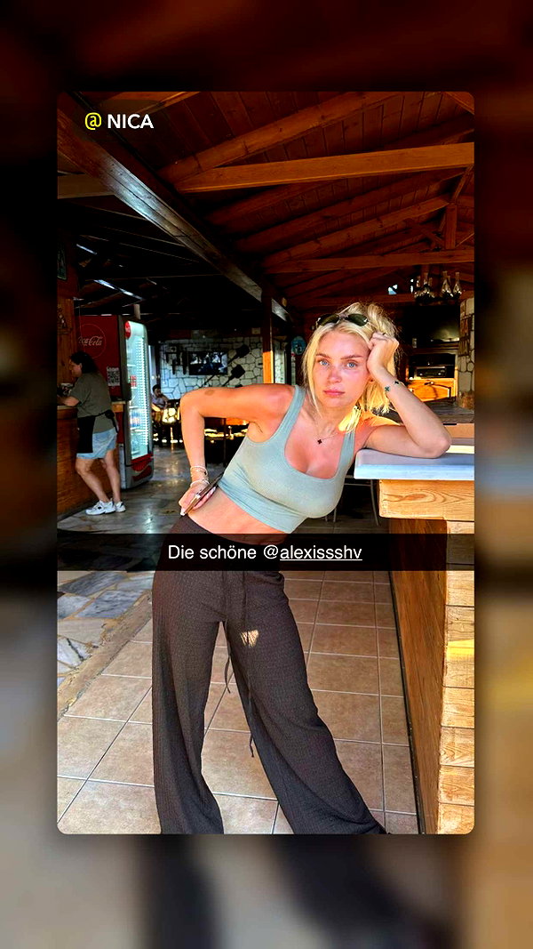 alexissshv snapchat image archive image
