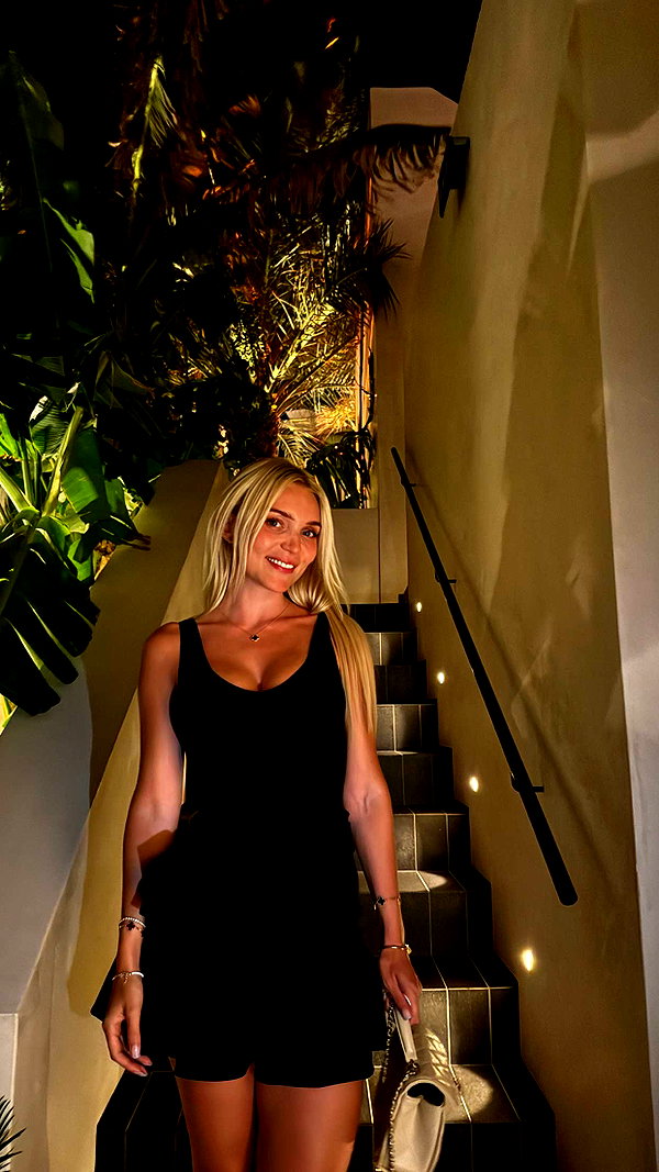 alexissshv snapchat image archive image