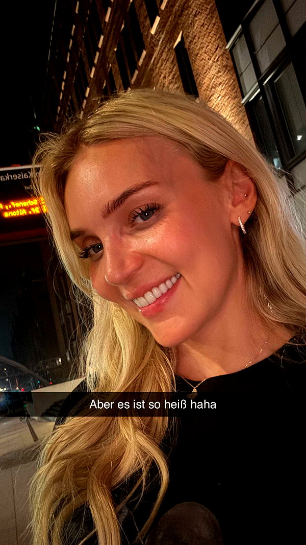 alexissshv snapchat image archive image