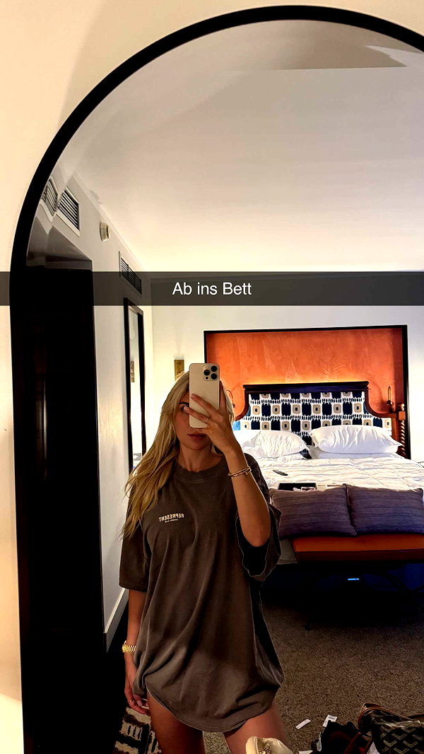 alexissshv snapchat image archive image