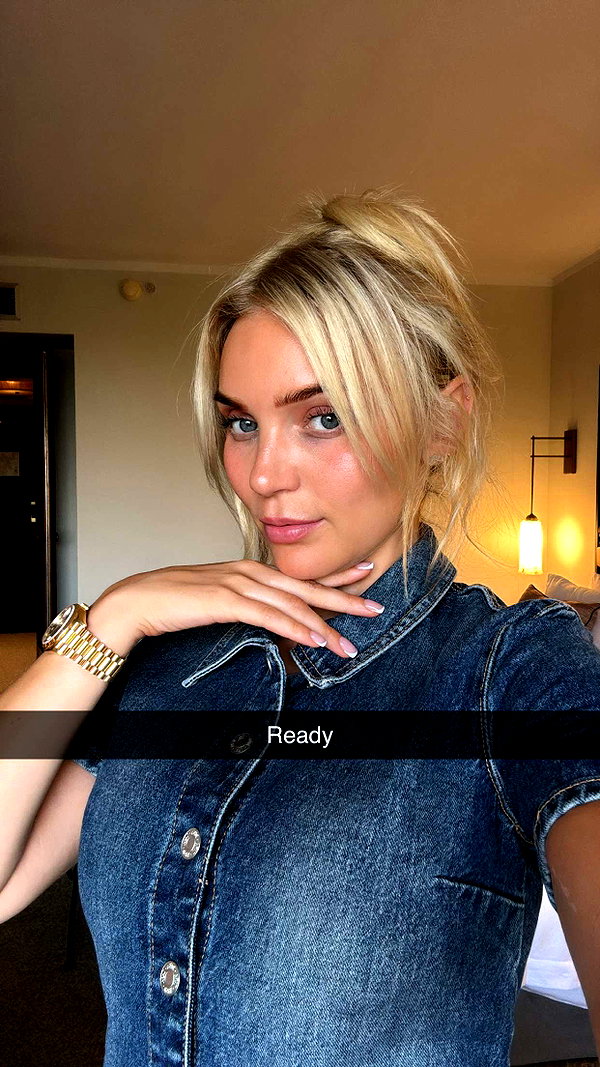 alexissshv snapchat image archive image