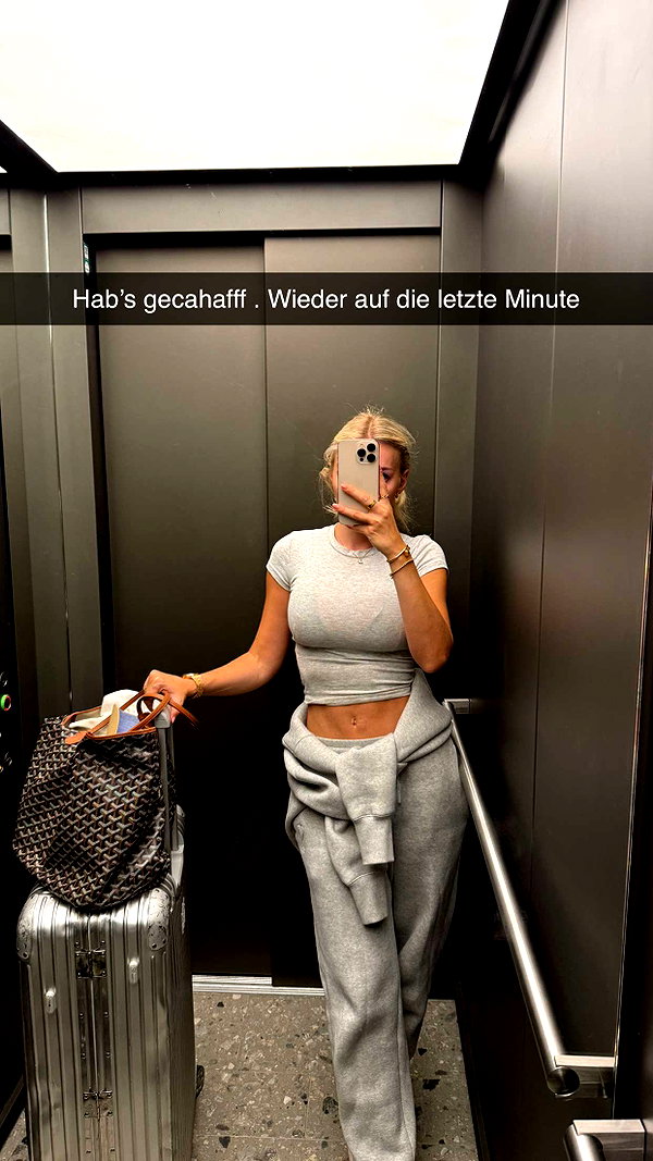 alexissshv snapchat image archive image