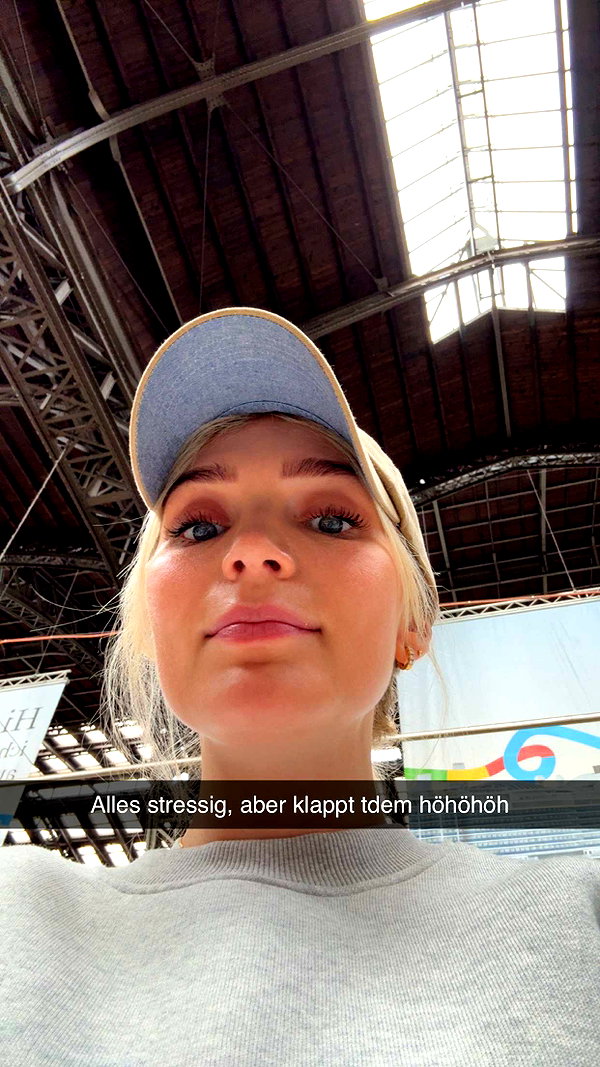 alexissshv snapchat image archive image