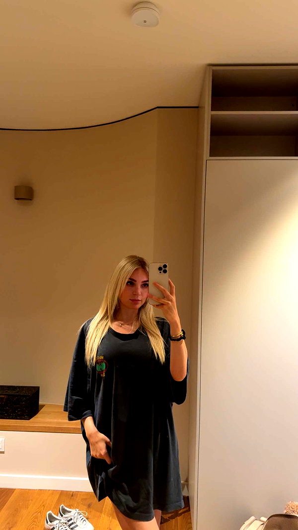 alexissshv snapchat image archive image