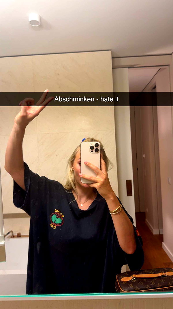 alexissshv snapchat image archive image