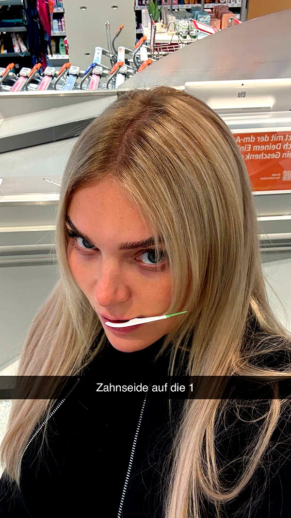 alexissshv snapchat image archive image