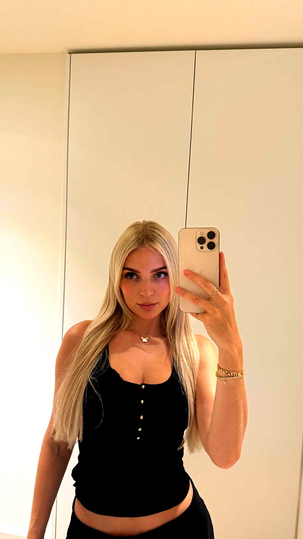 alexissshv snapchat image archive image