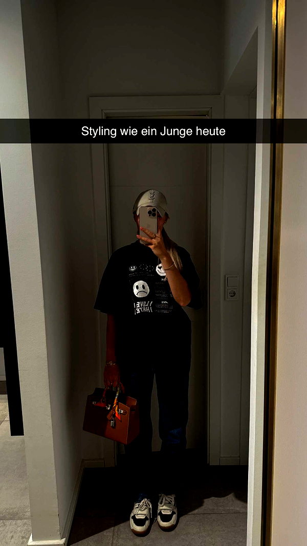 alexissshv snapchat image archive image