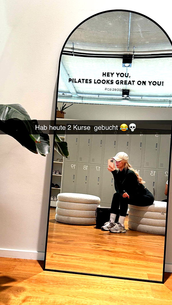 alexissshv snapchat image archive image