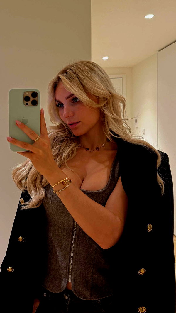alexissshv snapchat image archive image
