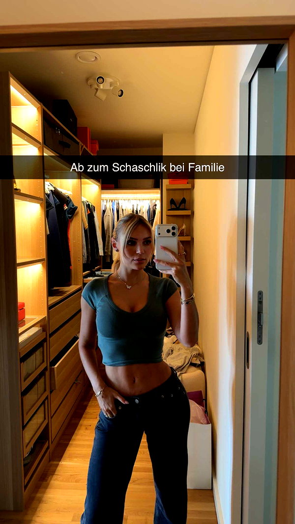 alexissshv snapchat image archive image