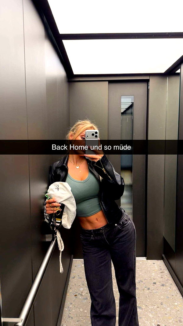 alexissshv snapchat image archive image