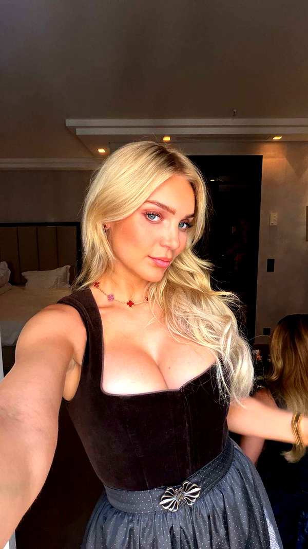alexissshv snapchat image archive image