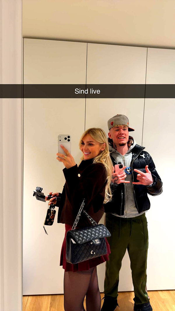 alexissshv snapchat image archive image
