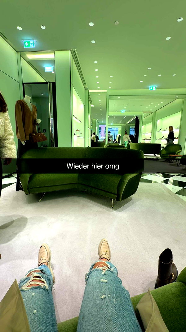 alexissshv snapchat image archive image