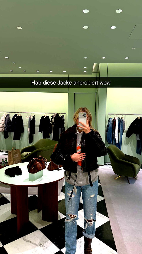 alexissshv snapchat image archive image
