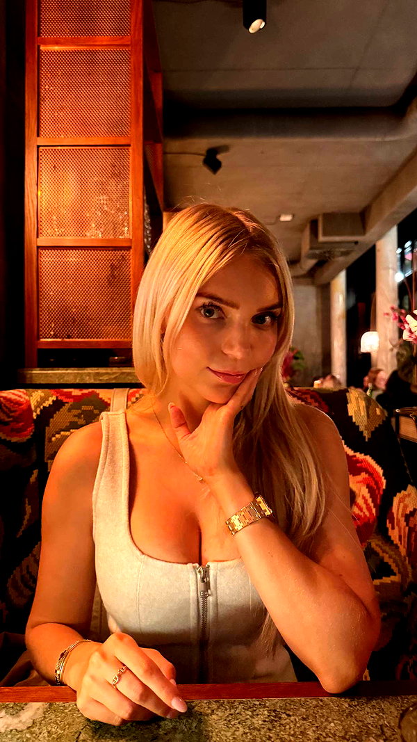 alexissshv snapchat image archive image
