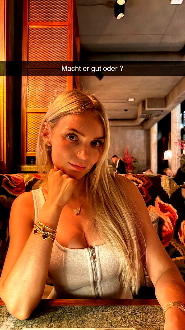 alexissshv snapchat image archive image
