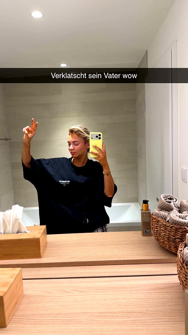 alexissshv snapchat image archive image