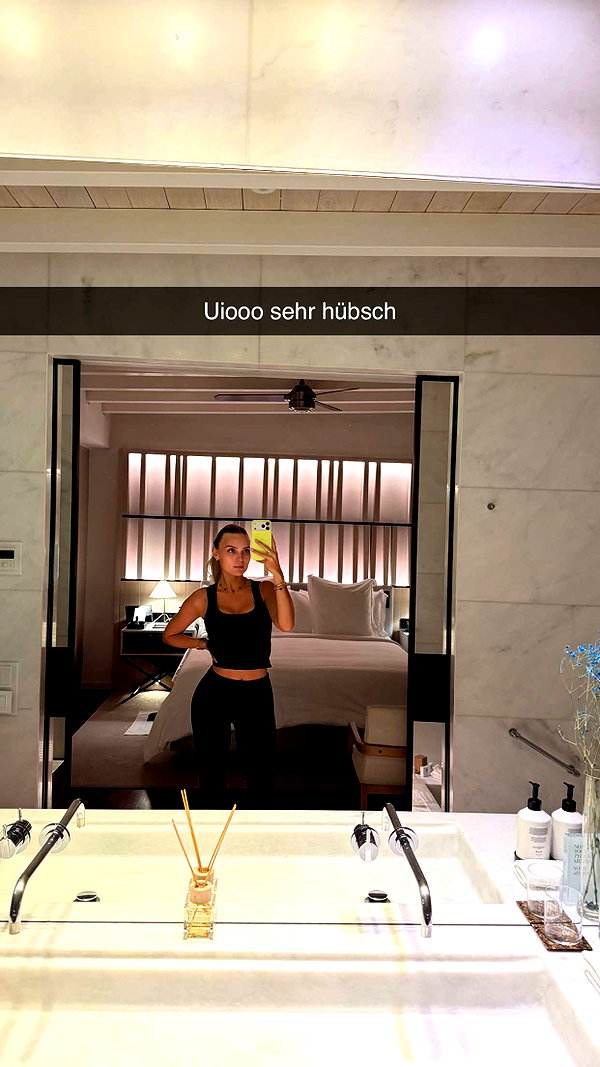 alexissshv snapchat image archive image