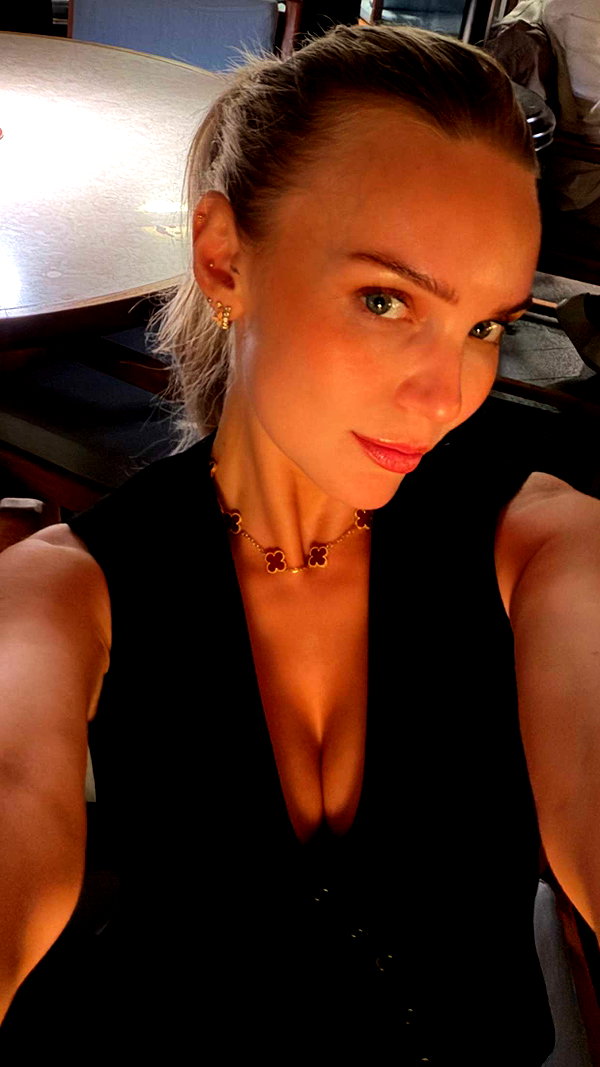 alexissshv snapchat image archive image