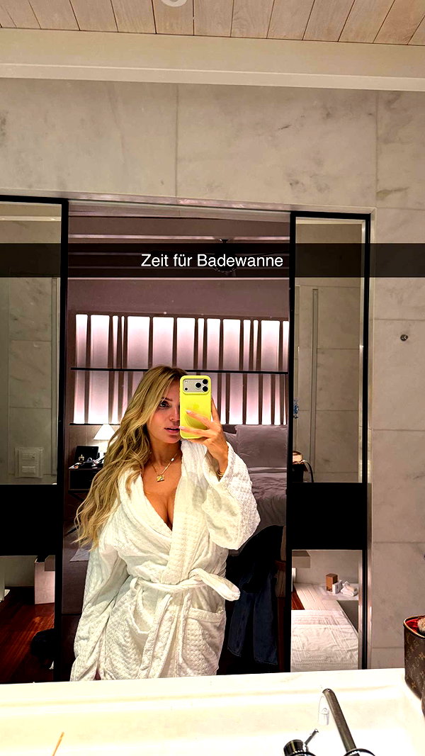 alexissshv snapchat image archive image