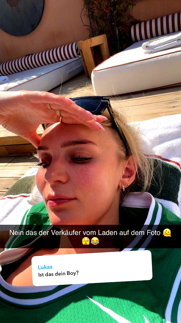 alexissshv snapchat image archive image