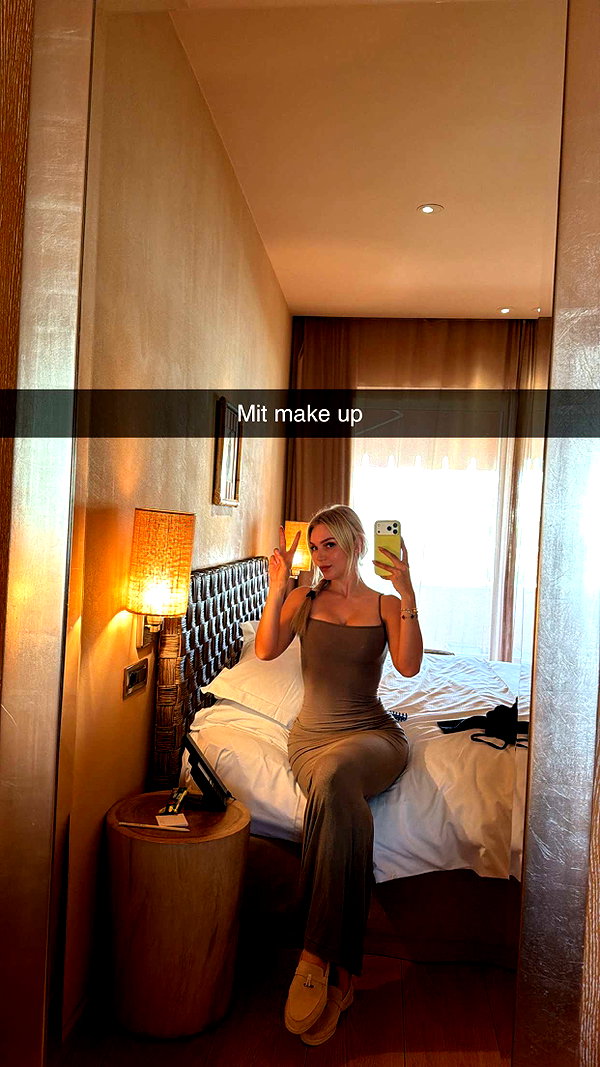 alexissshv snapchat image archive image