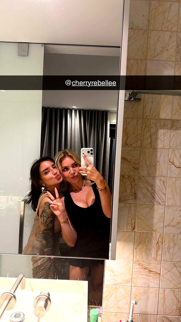 alexissshv snapchat image archive image