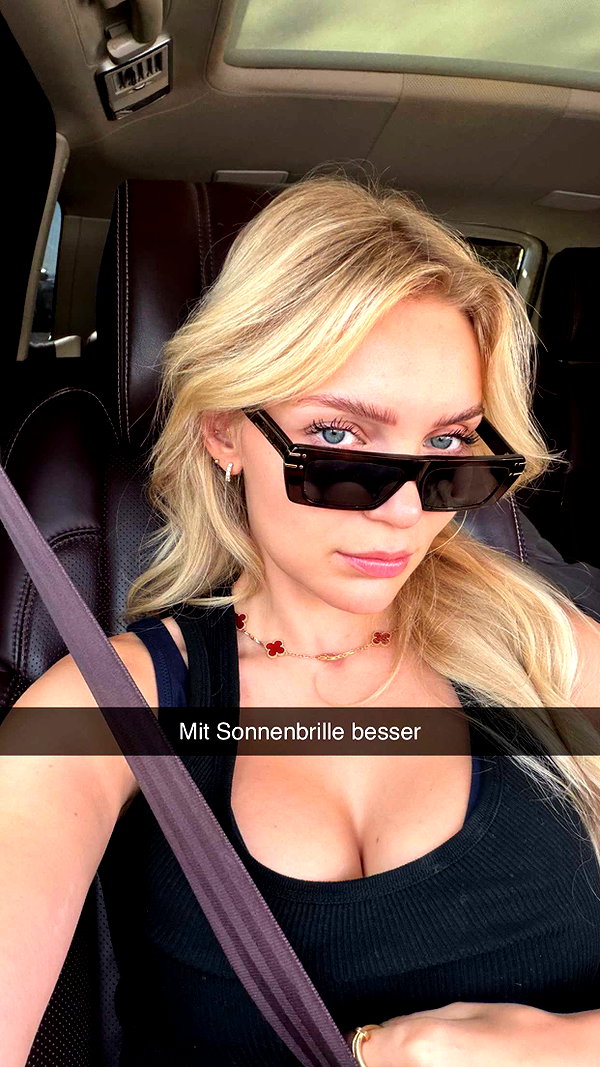 alexissshv snapchat image archive image
