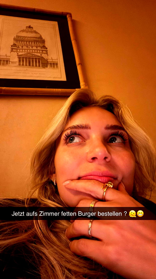 alexissshv snapchat image archive image