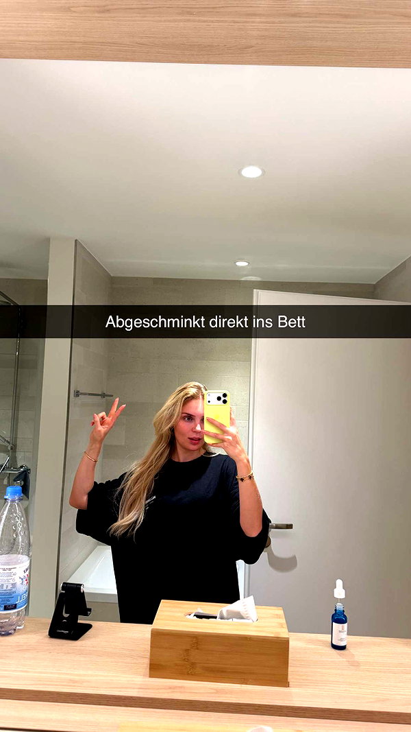 alexissshv snapchat image archive image