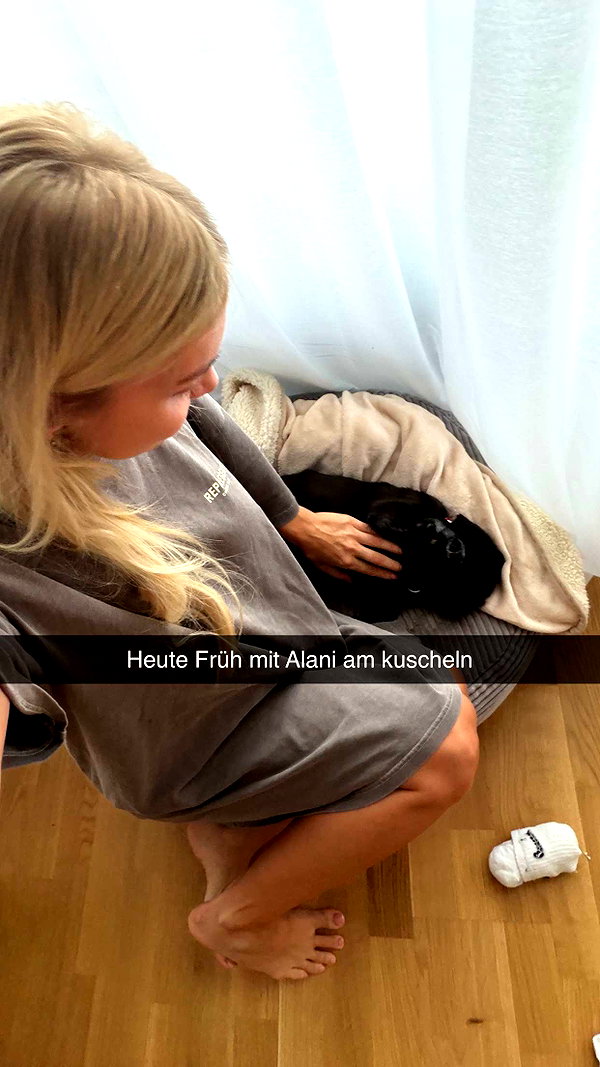 alexissshv snapchat image archive image