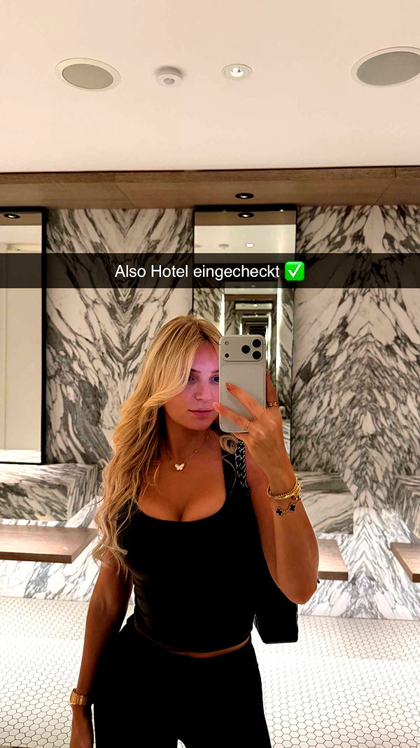 alexissshv snapchat image archive image
