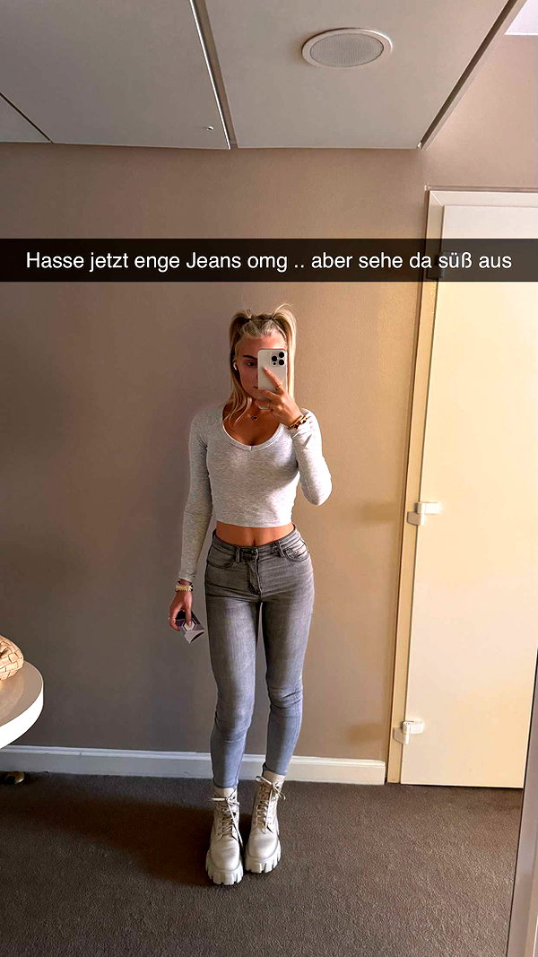 alexissshv snapchat image archive image