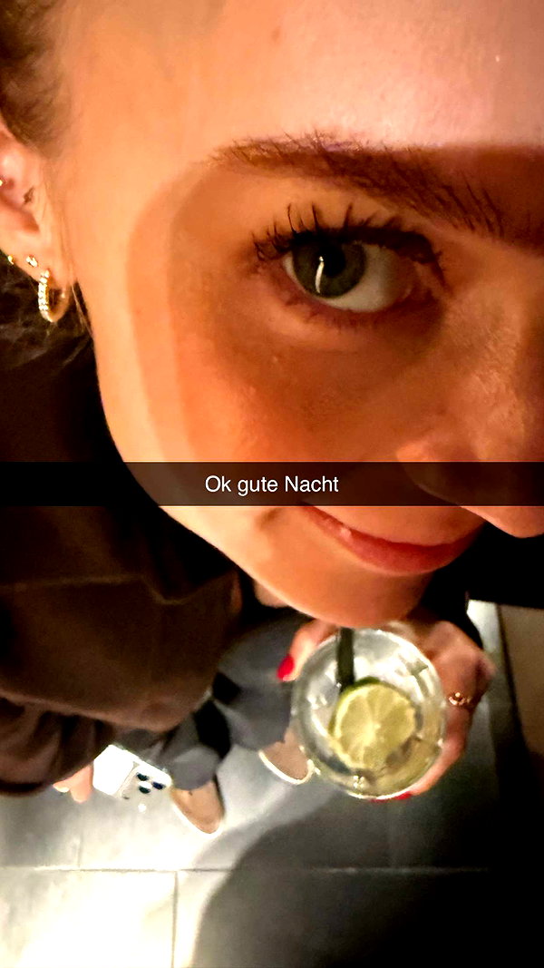 alexissshv snapchat image archive image