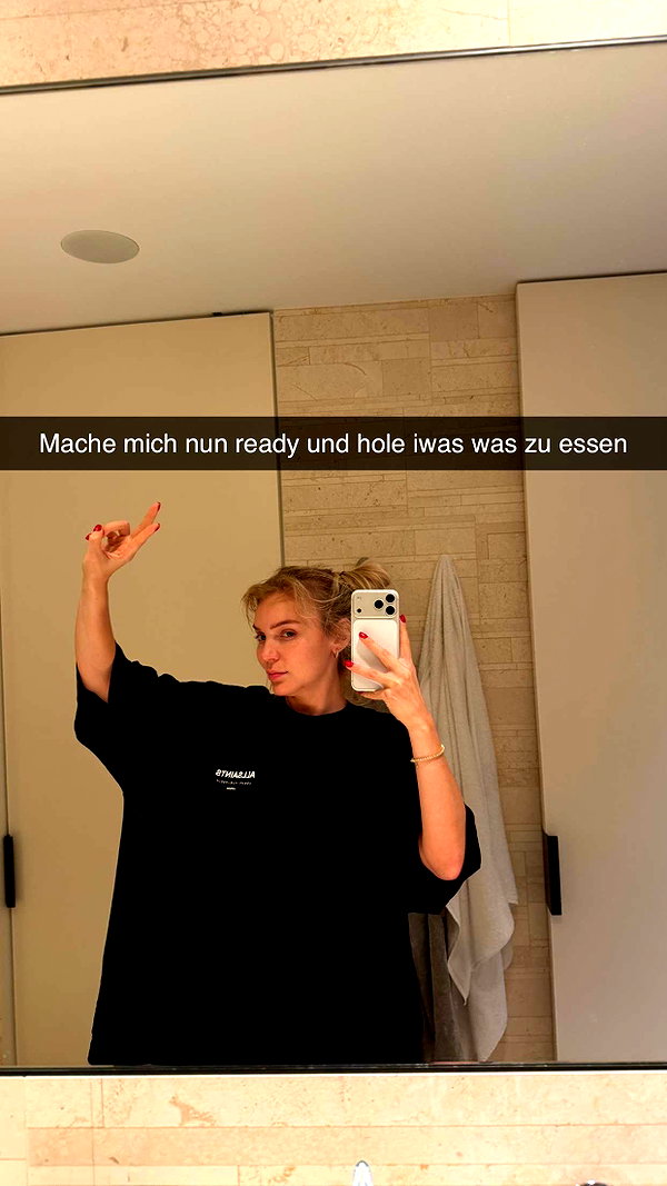 alexissshv snapchat image archive image