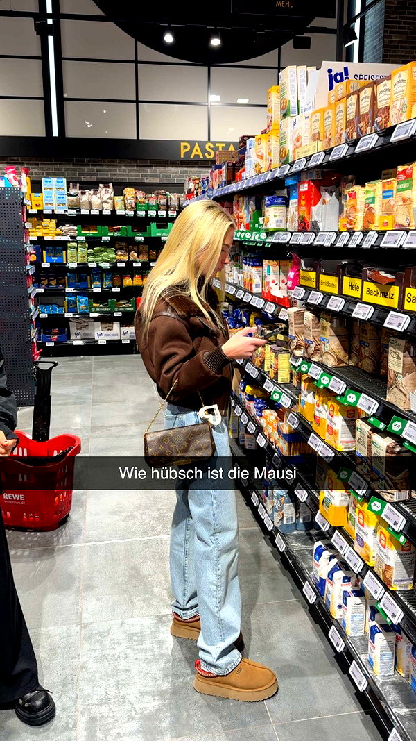 alexissshv snapchat image archive image