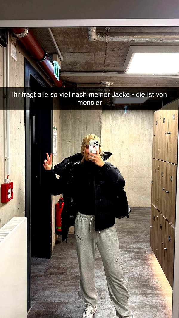 alexissshv snapchat image archive image