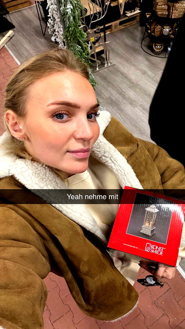 alexissshv snapchat image archive image