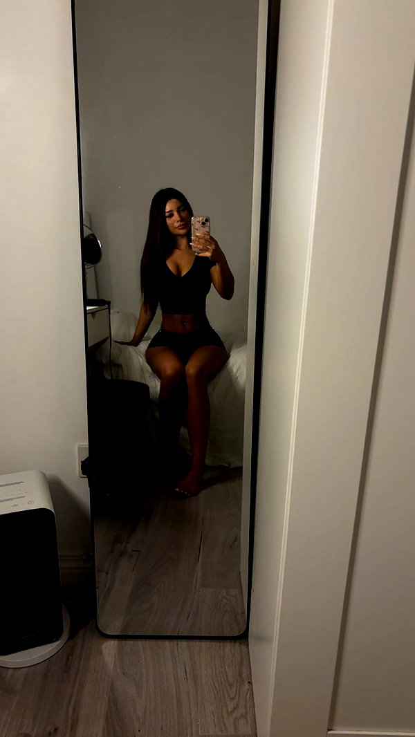 alijaalexa snapchat image archive image