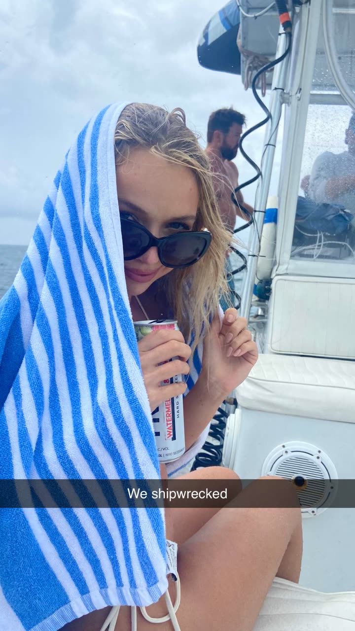 alisonbowles snapchat image archive image