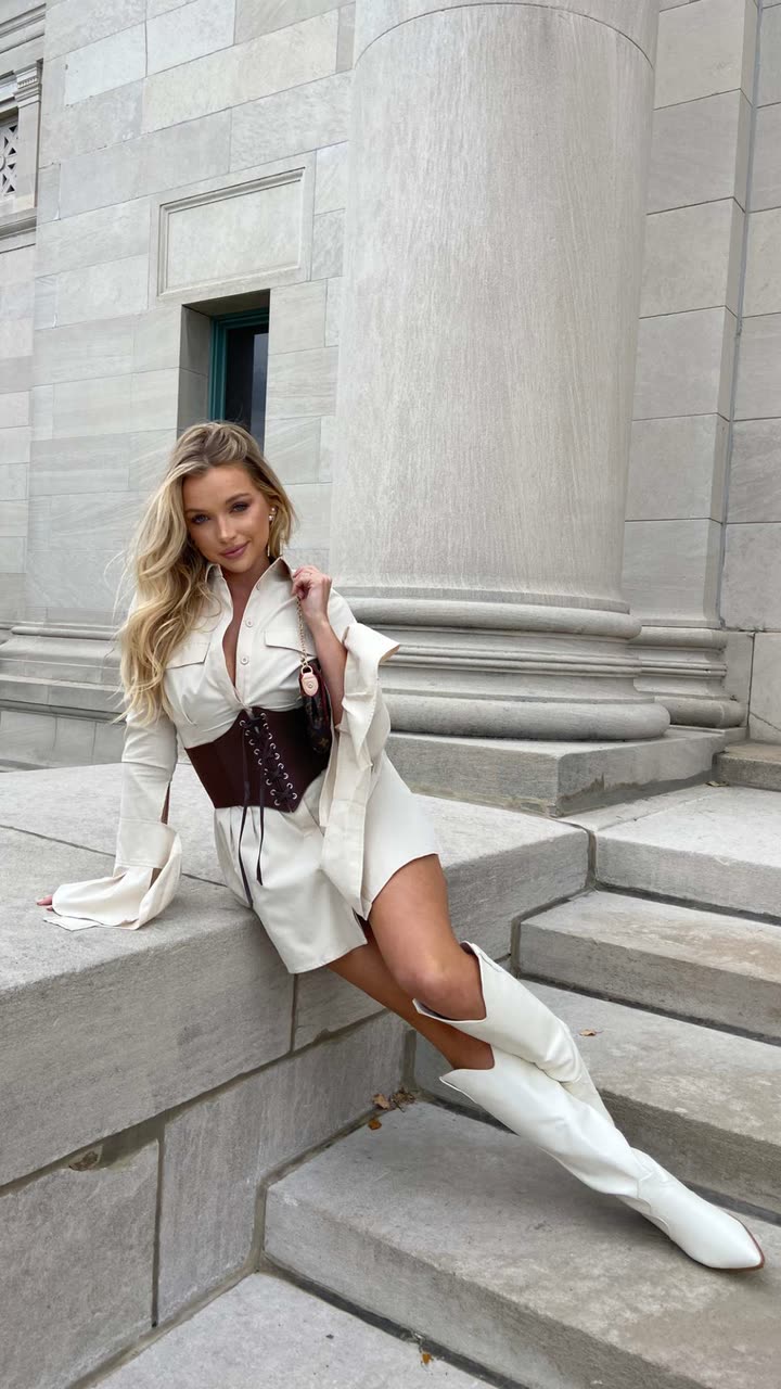 alisonbowles snapchat image archive image