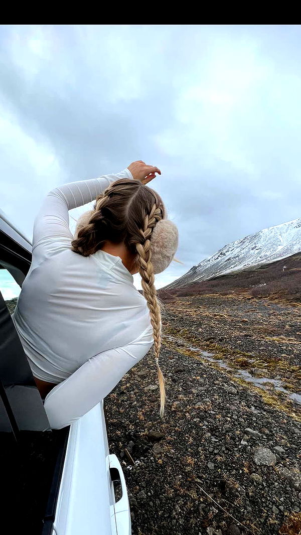 alisonbowles image ~ Altpins