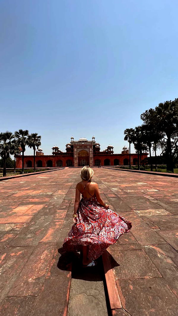 alisonbowles image ~ Altpins