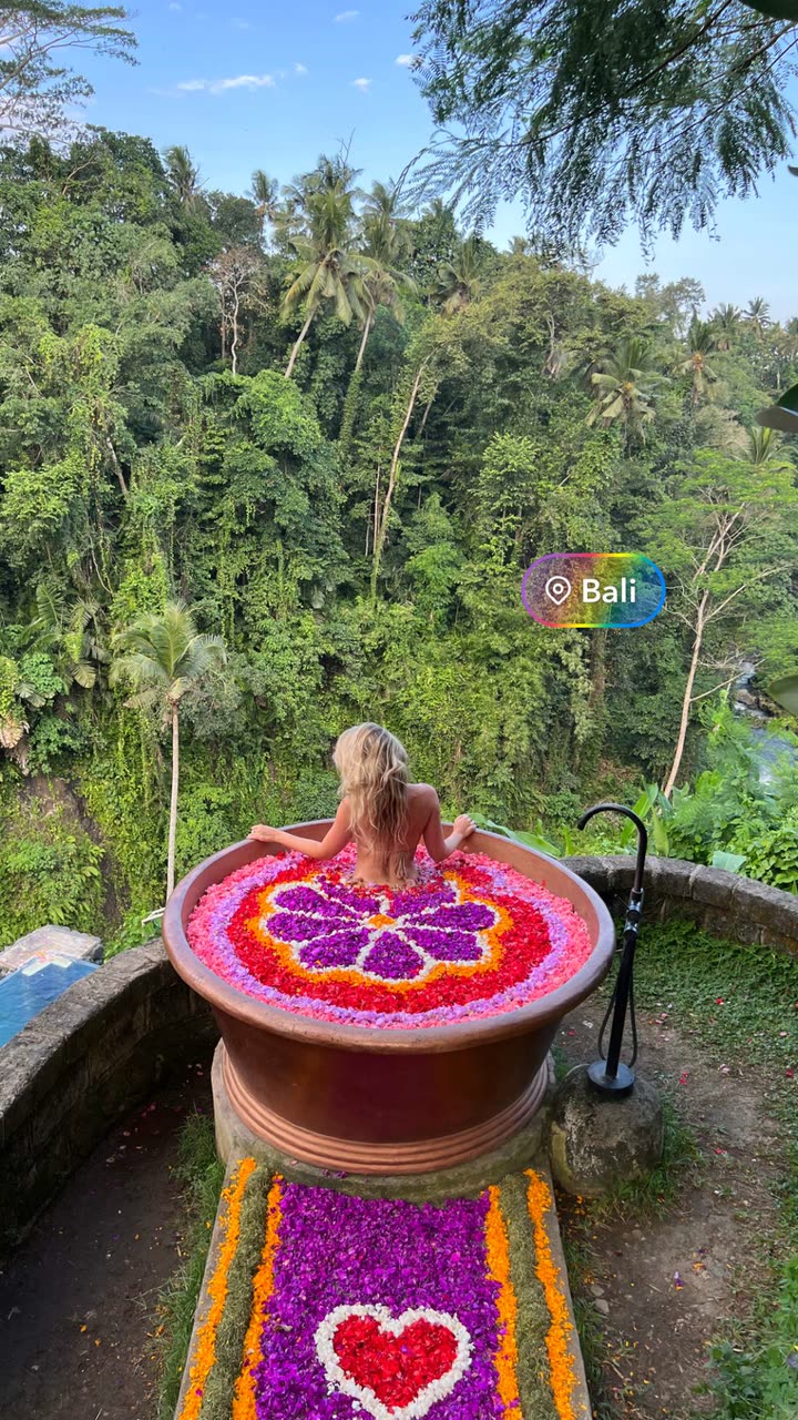 alisonbowles snapchat image archive image