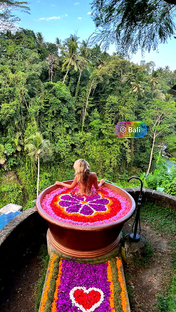 alisonbowles image ~ Altpins