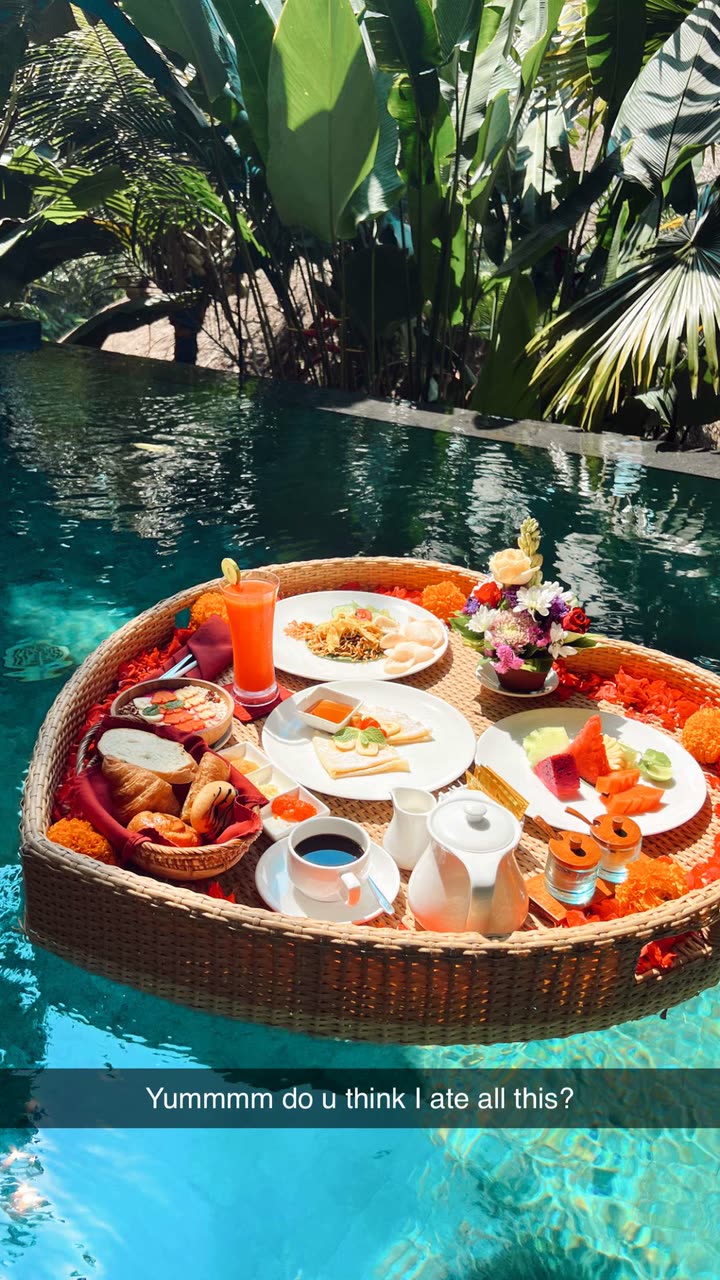 alisonbowles snapchat image archive image