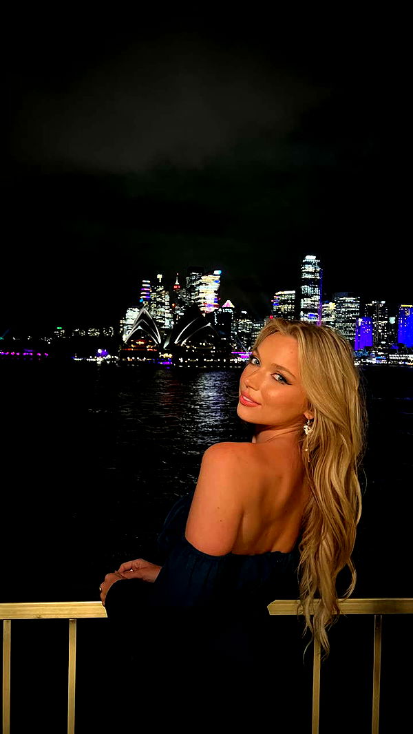 alisonbowles image ~ Altpins